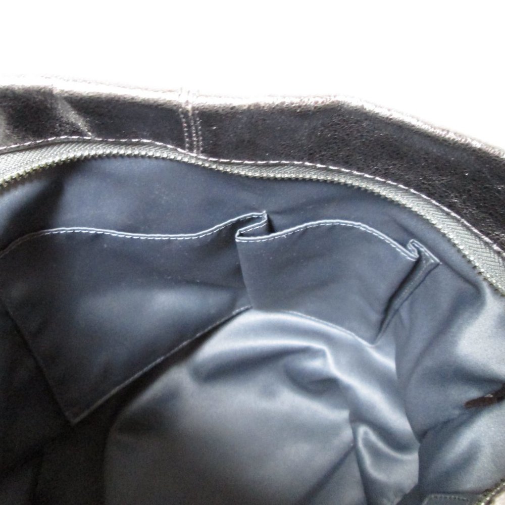 Coach Metallic Silver Hobo Purse No. L117B-F17166 Pre-owned Excellent Co… - Picture 10 of 16